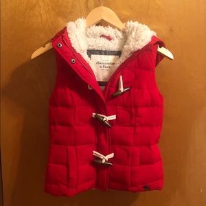 Abercrombie & Fitch puffer vest